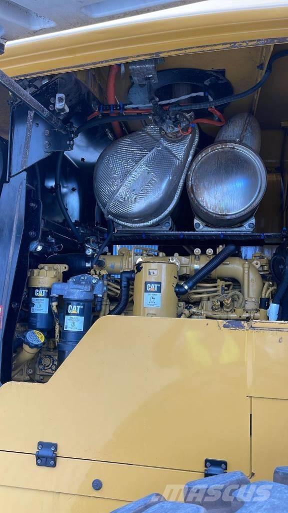 CAT 938M ホイールローダー・タイヤショベル