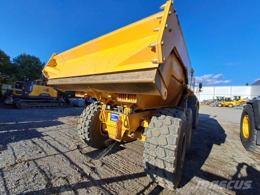 Volvo A25G アーティキュレート式ダンプトラック
