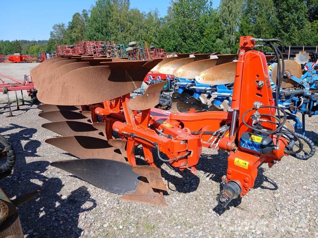 Kuhn Vari-Master 123 リバーシブルプラウ