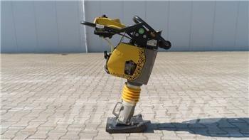 Bomag BT60 タンパ/転圧バイブレータ