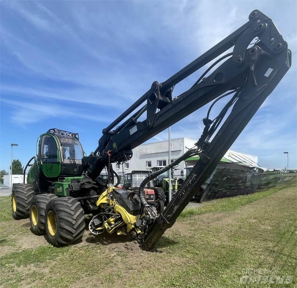 John Deere 1270 E ハーベスター