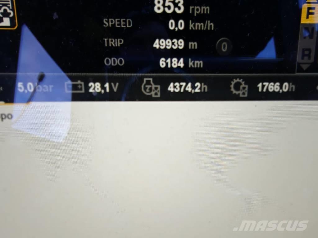 Ponsse Buffalo 8W フォワーダー