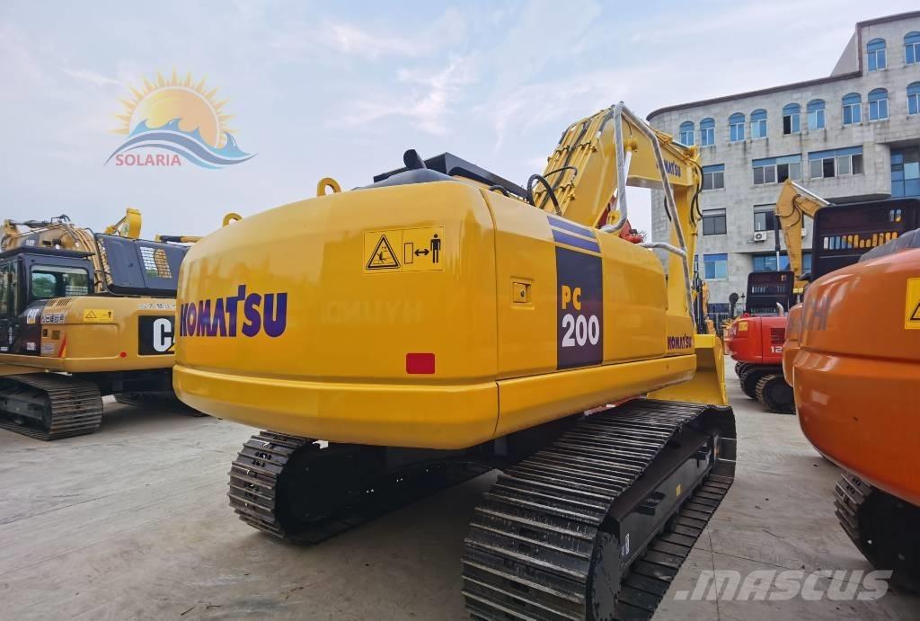 Komatsu PC 200-7 大型油圧ショベル12t以上（パワーショベル・ユンボ）