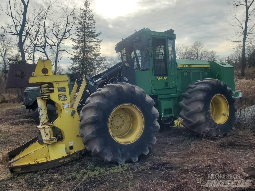 John Deere 843 K フェラーバンチャー