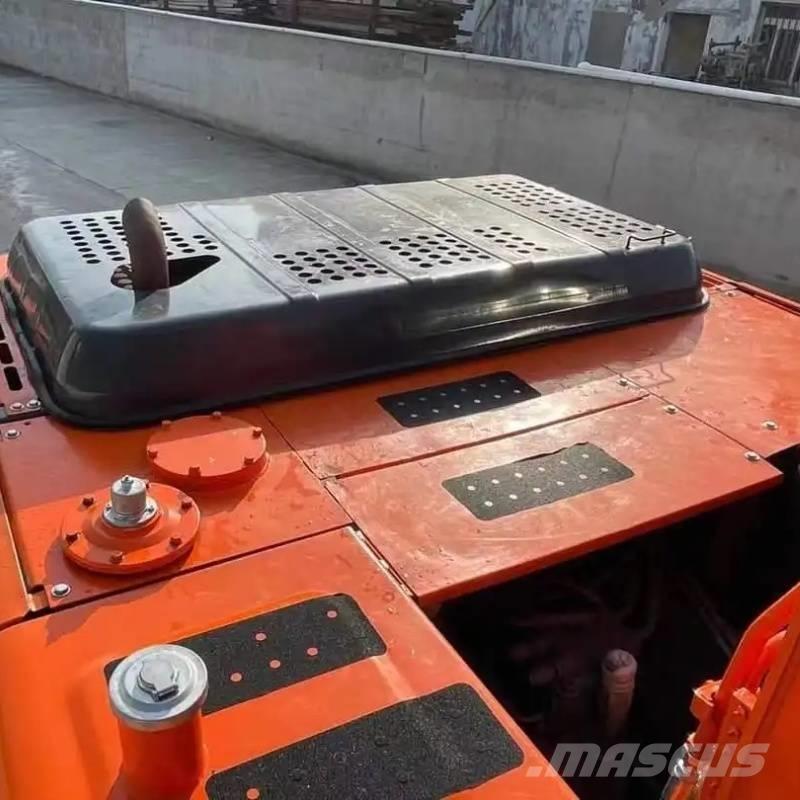 Hitachi ZX 200 大型油圧ショベル12t以上（パワーショベル・ユンボ）