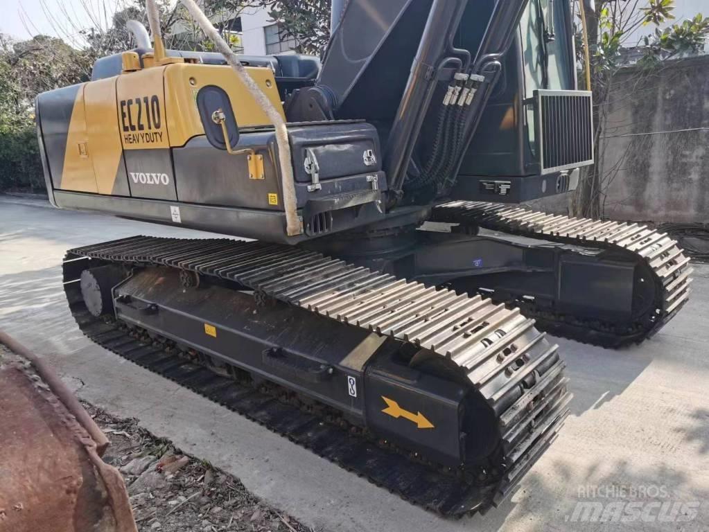 Volvo EC 210 B LC 大型油圧ショベル12t以上（パワーショベル・ユンボ）