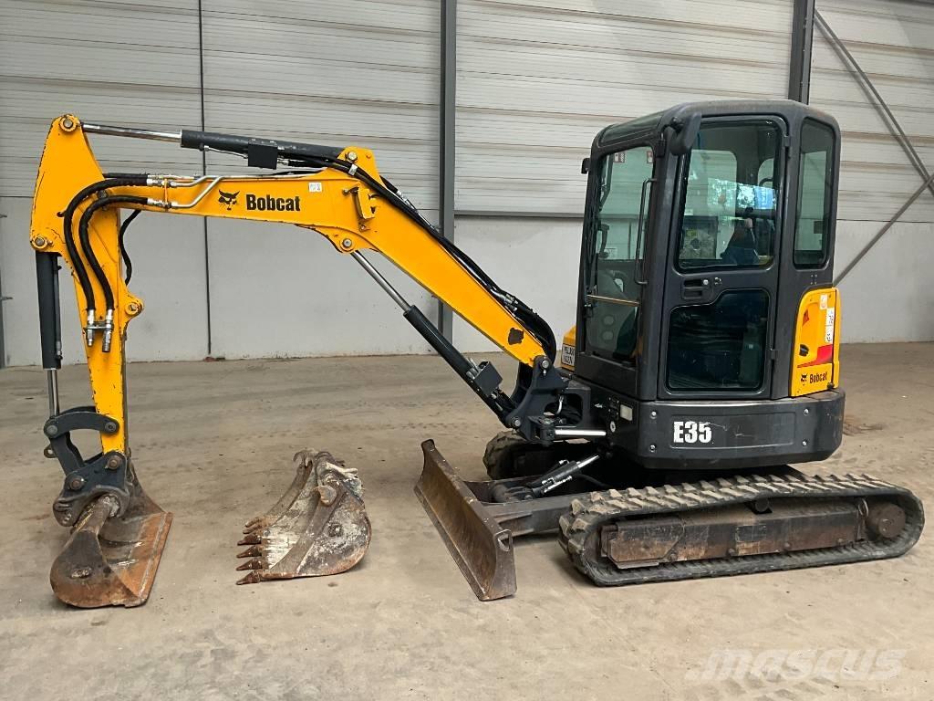Bobcat E 35 ミニ油圧ショベル 7t以下（ミニユンボ・ミニディガー）