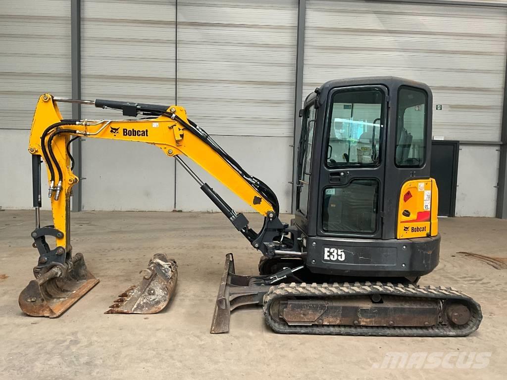 Bobcat E 35 ミニ油圧ショベル 7t以下（ミニユンボ・ミニディガー）