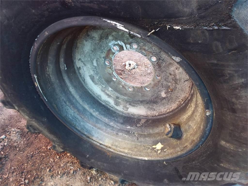  Okänt Sampo 20x28 タイヤ、ホイル、リム