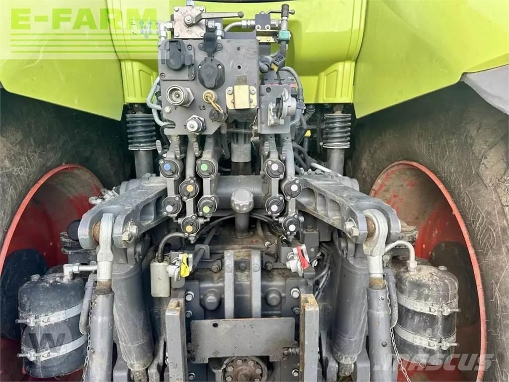CLAAS axion 850 トラクター