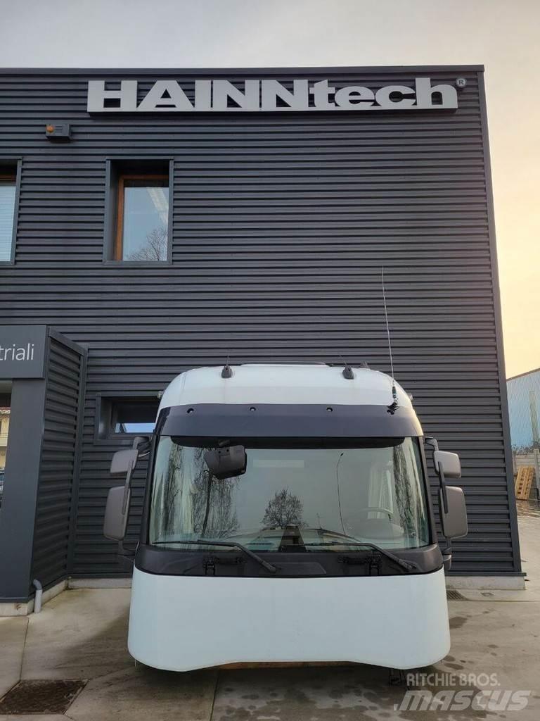 Renault T model キャビン及び内装