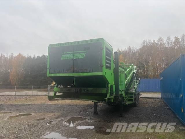 Neuenhauser 3 F 自走式スクリーン