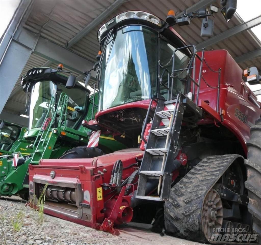 Case IH 9230 Raupe コンバイン