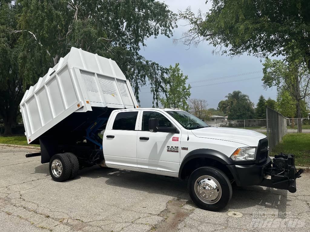 Dodge Ram 4500 HD ウッドチップ運搬用トラック