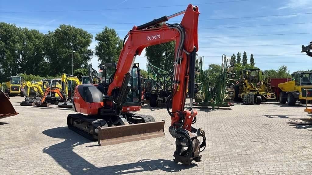 Kubota KX080-4 特殊油圧ショベル
