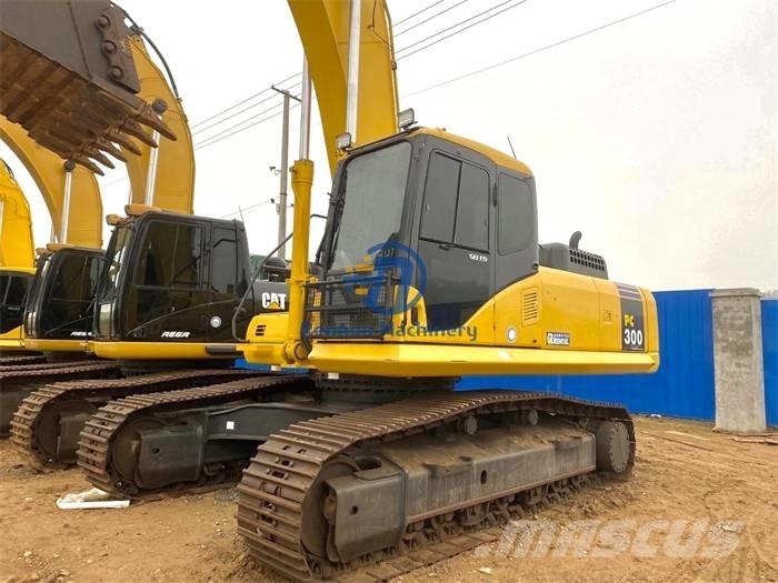 Komatsu PC 300-7 大型油圧ショベル12t以上（パワーショベル・ユンボ）