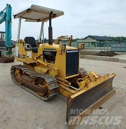Komatsu D 20 A-6 ブルドーザー