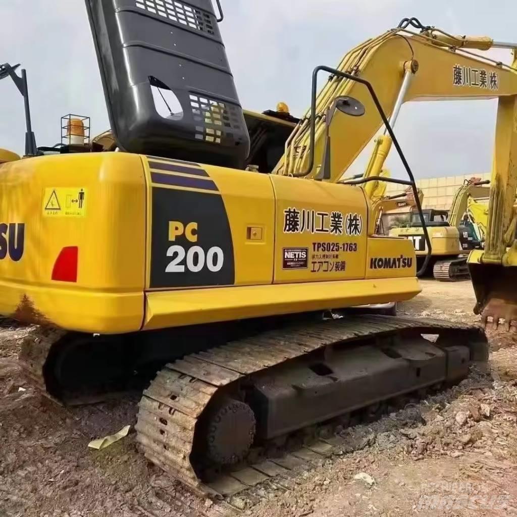 Komatsu PC 200 大型油圧ショベル12t以上（パワーショベル・ユンボ）