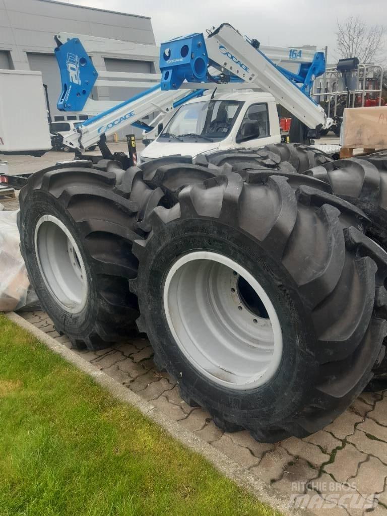 Nokian 600/50-24,5 タイヤ、ホイル、リム