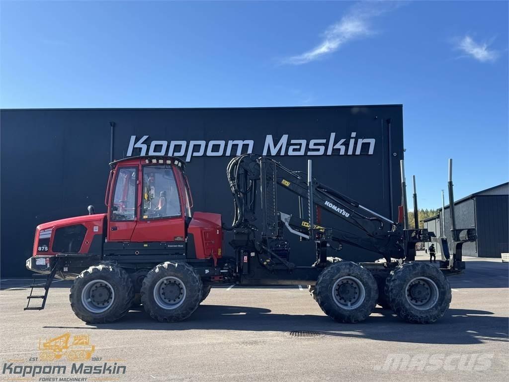 Komatsu 875 フォワーダー