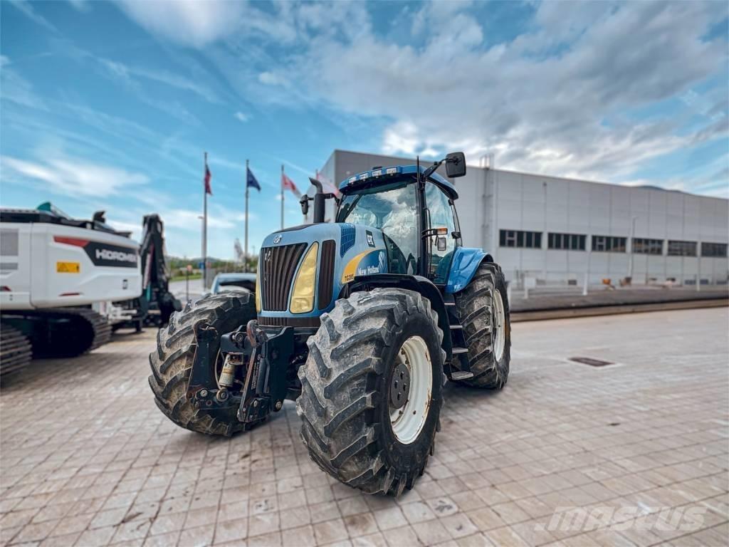 New Holland TG 285 トラクター