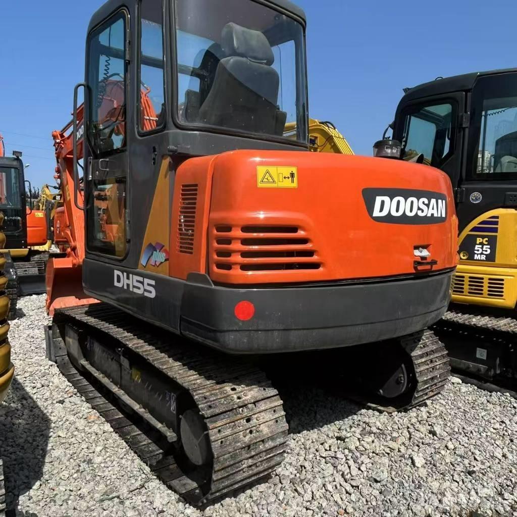 Doosan 55 大型油圧ショベル12t以上（パワーショベル・ユンボ）