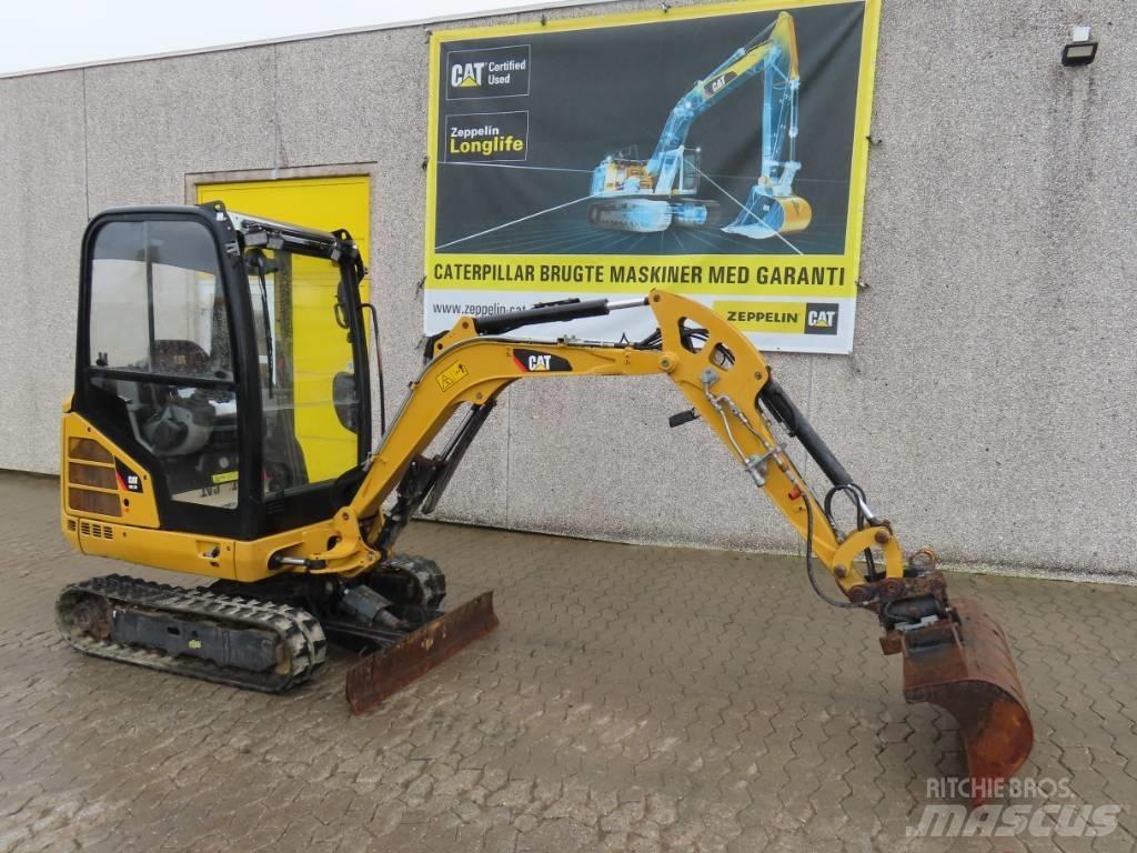 CAT 301.7 D ミニ油圧ショベル 7t以下（ミニユンボ・ミニディガー）