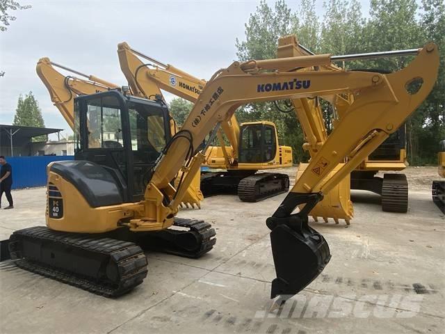 Komatsu PC 40 ミニ油圧ショベル 7t以下（ミニユンボ・ミニディガー）