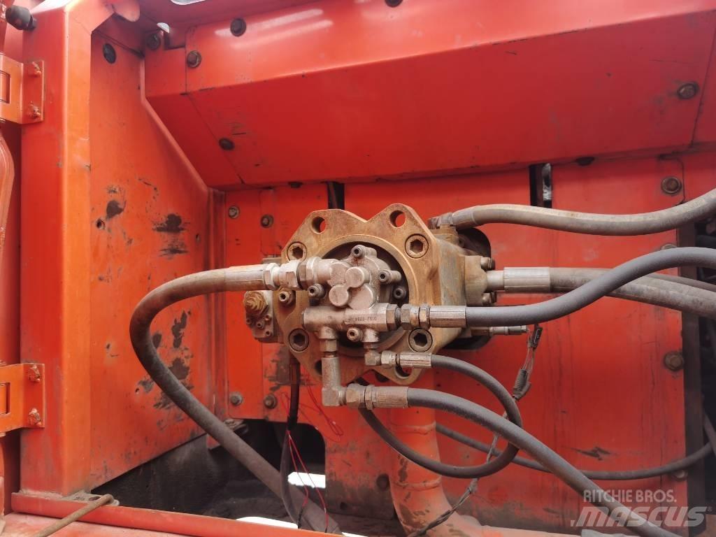 Doosan DX 300 LC 大型油圧ショベル12t以上（パワーショベル・ユンボ）