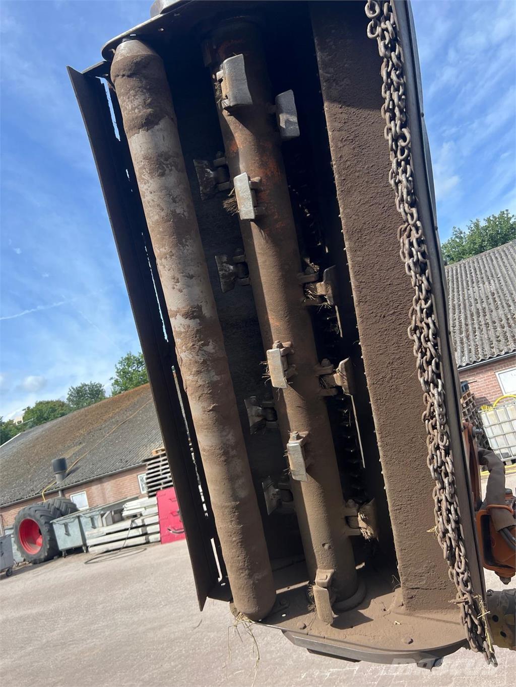 Berti TAPS 200 ラフ・トリムモア/芝刈り機