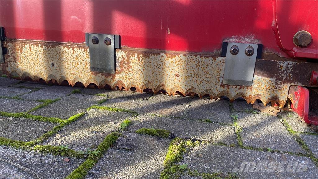 BvL megastar 195 その他畜産機材とアクセサリー・アタッチメント