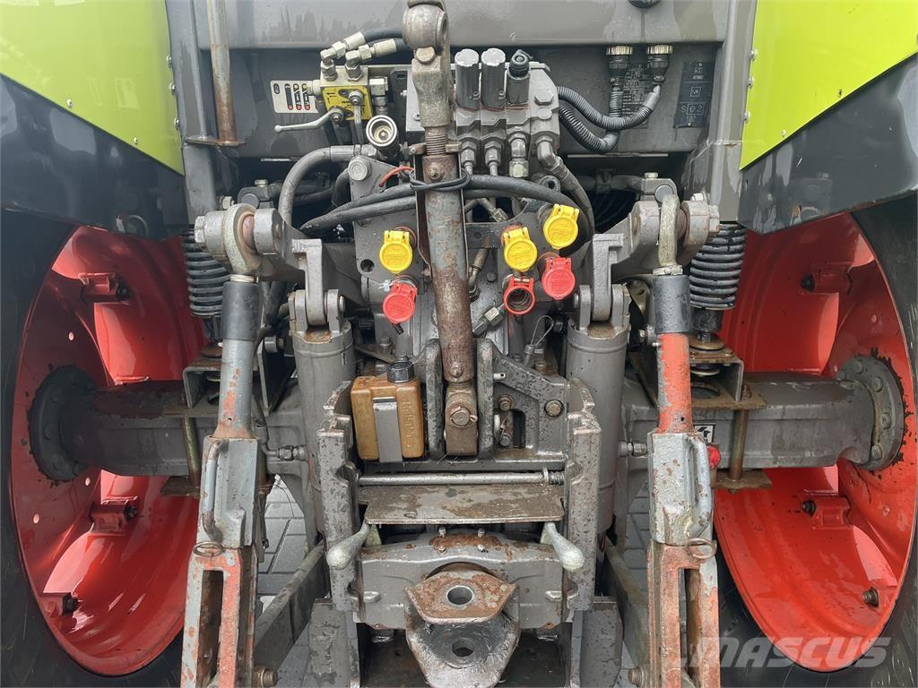 CLAAS ATZ 567 トラクター