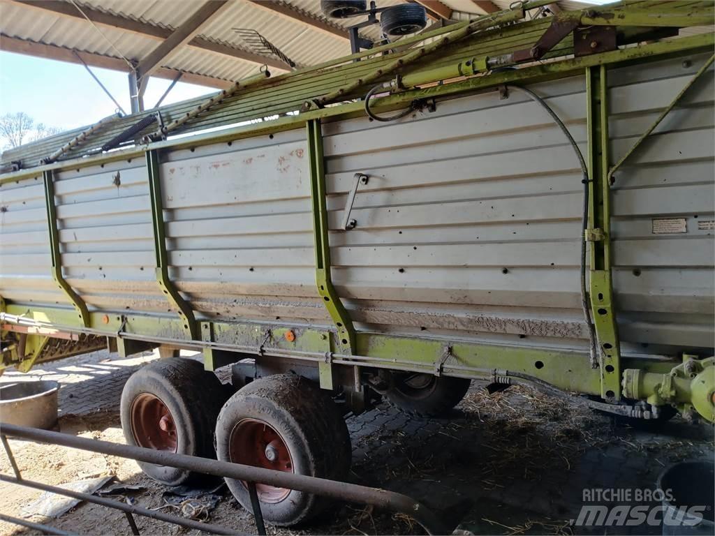 CLAAS sprint 445 K セルフローディングトレーラー