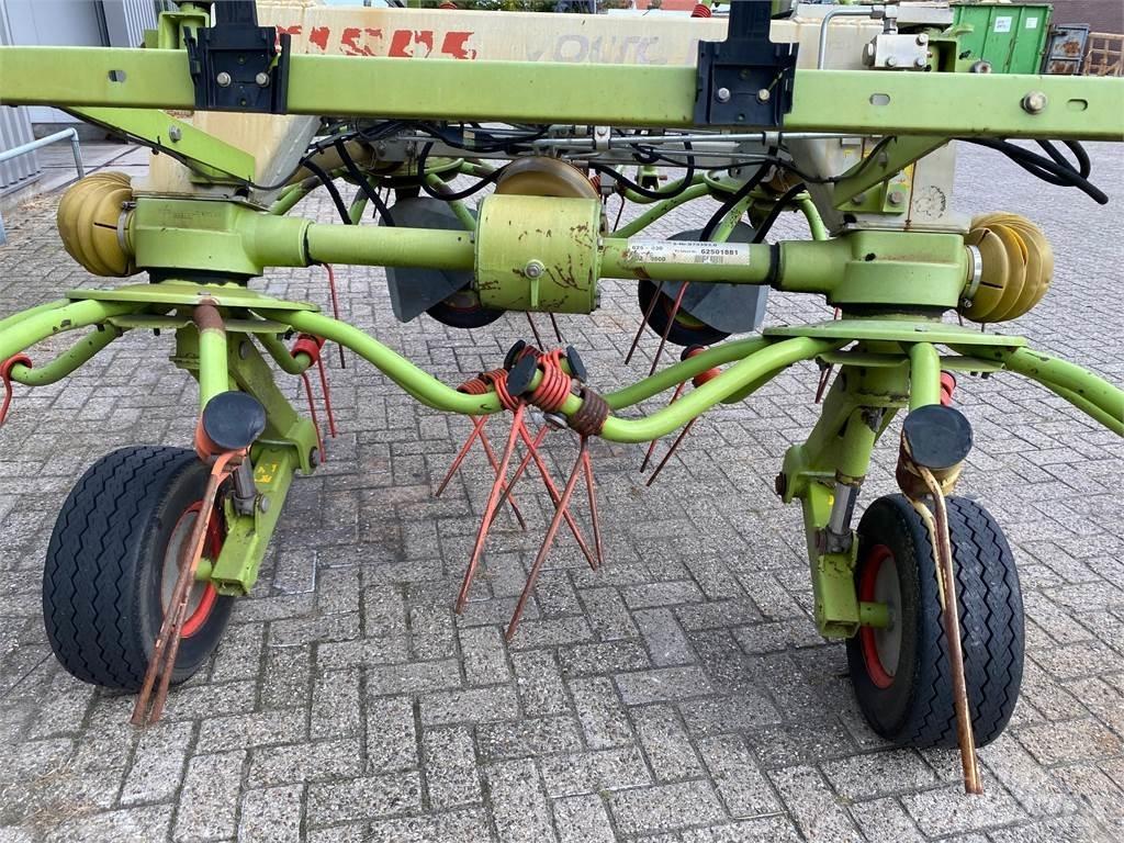 CLAAS volto 1050T テッダー・テッダーレーキ