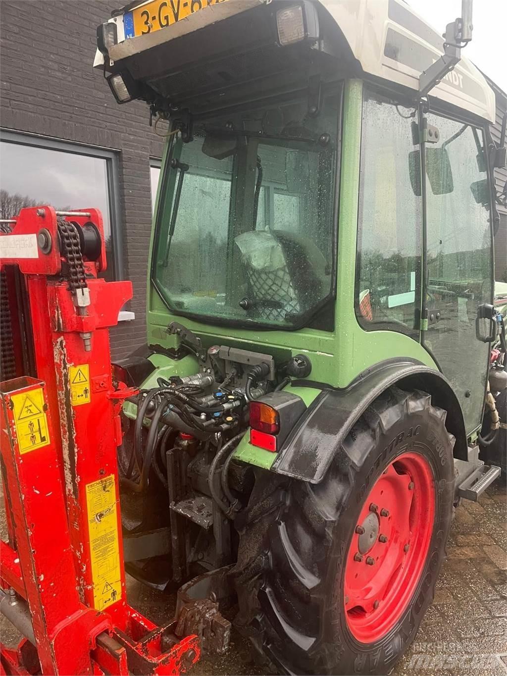 Fendt 208V トラクター
