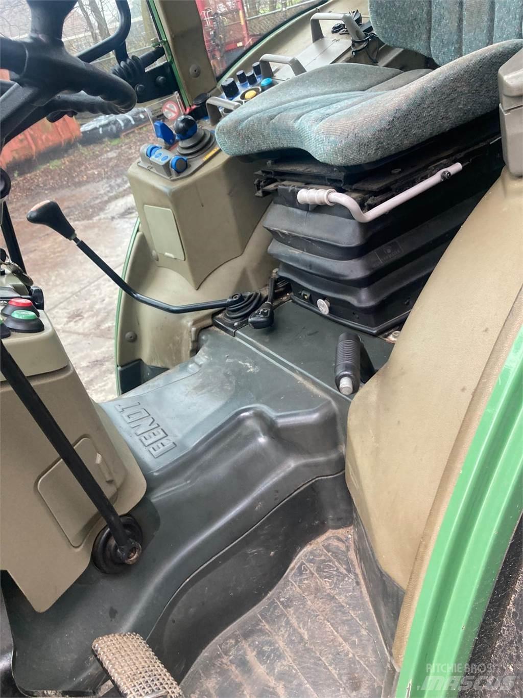 Fendt 208Va トラクター