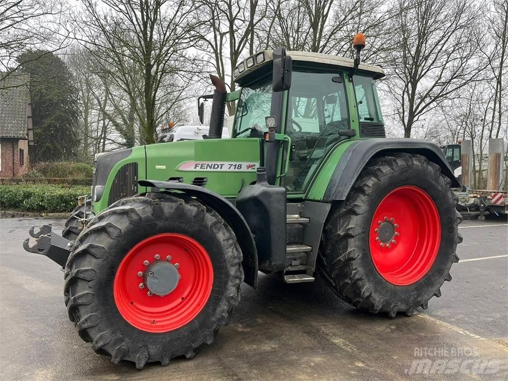 Fendt 718 COM3 トラクター