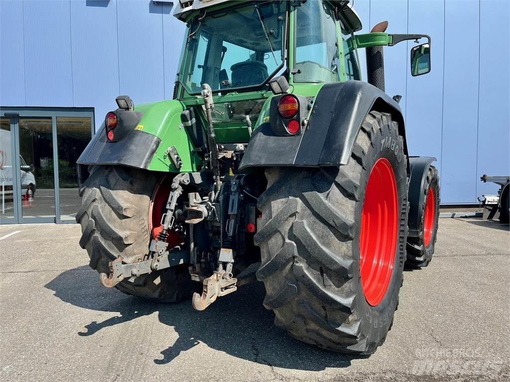 Fendt 718 COM3 トラクター