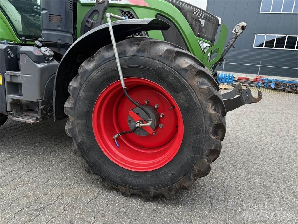 Fendt 724 S4 トラクター