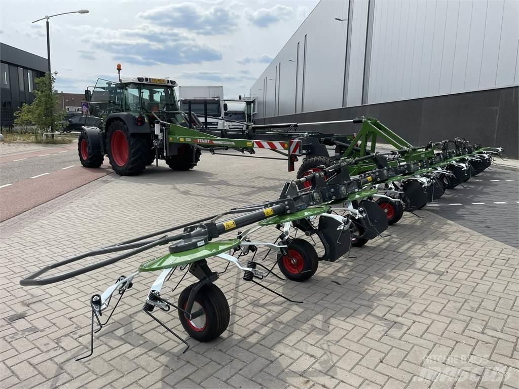 Fendt Lotus 1250 テッダー・テッダーレーキ