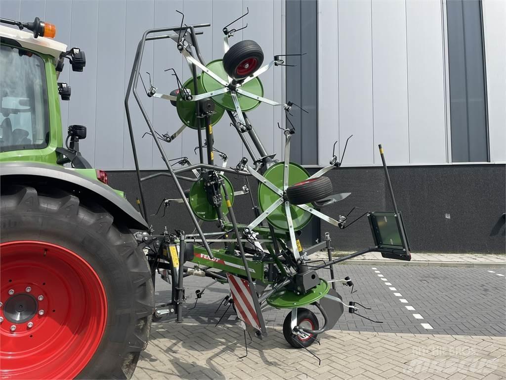Fendt Lotus 770 テッダー・テッダーレーキ