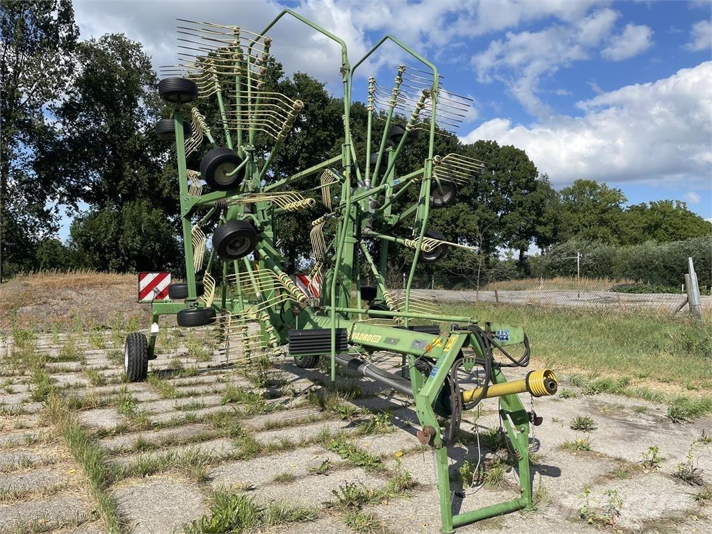 Krone Swadro 900 テッダー・テッダーレーキ