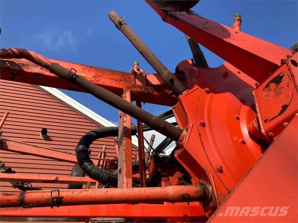 Kuhn GA 8521 hark テッダー・テッダーレーキ