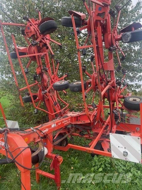 Kuhn GF 10601 TO テッダー・テッダーレーキ