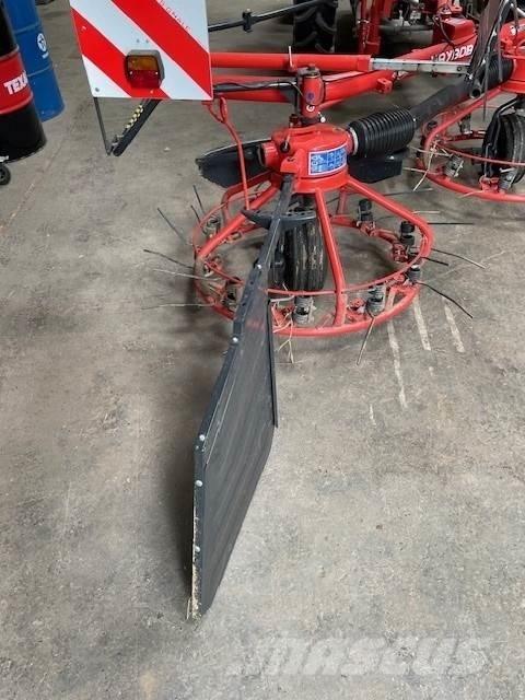 Kuhn haybob 360 テッダー・テッダーレーキ