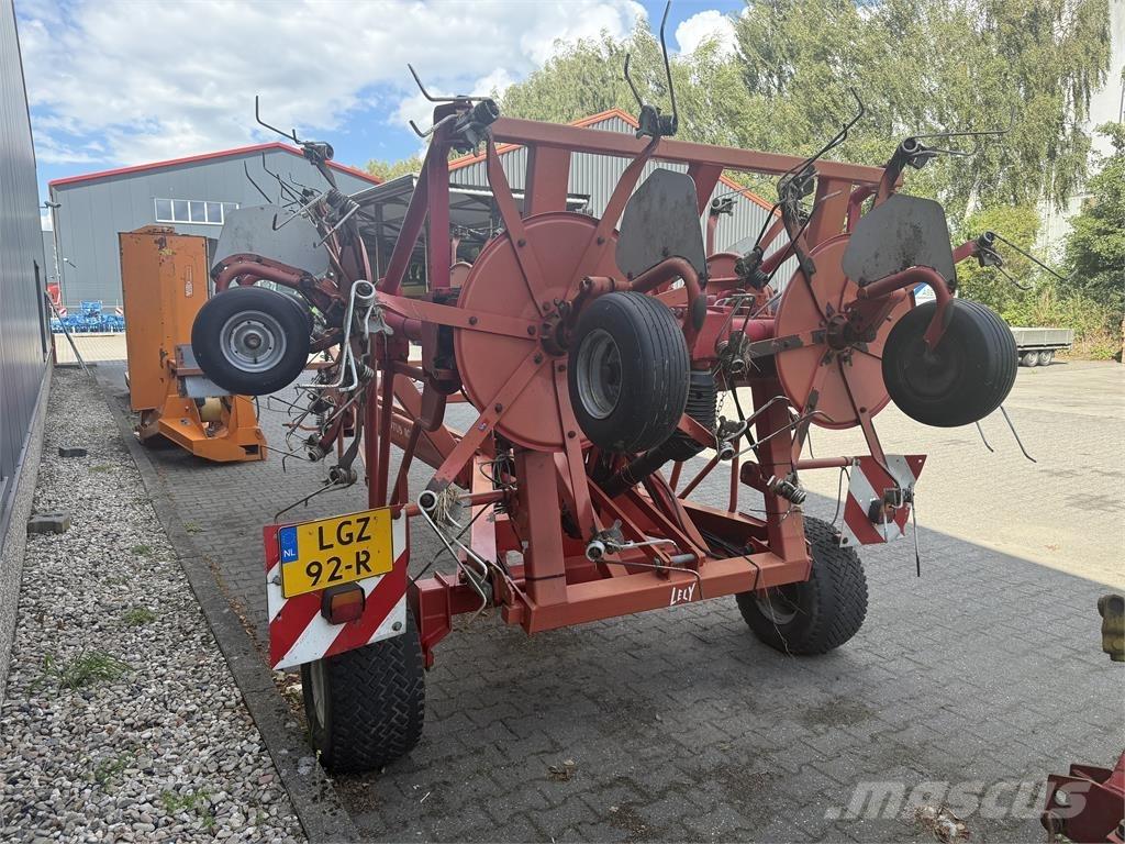Lely Lotus 1020 テッダー・テッダーレーキ