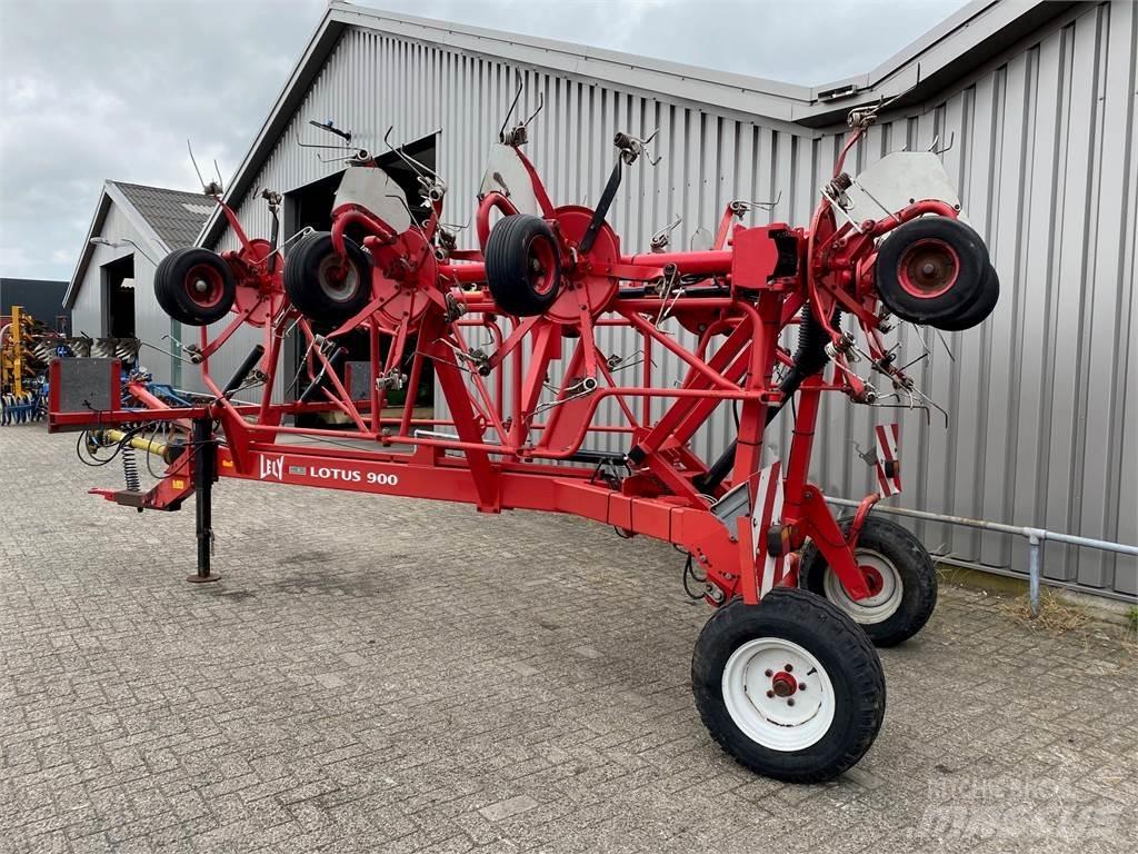 Lely Lotus 900 テッダー・テッダーレーキ