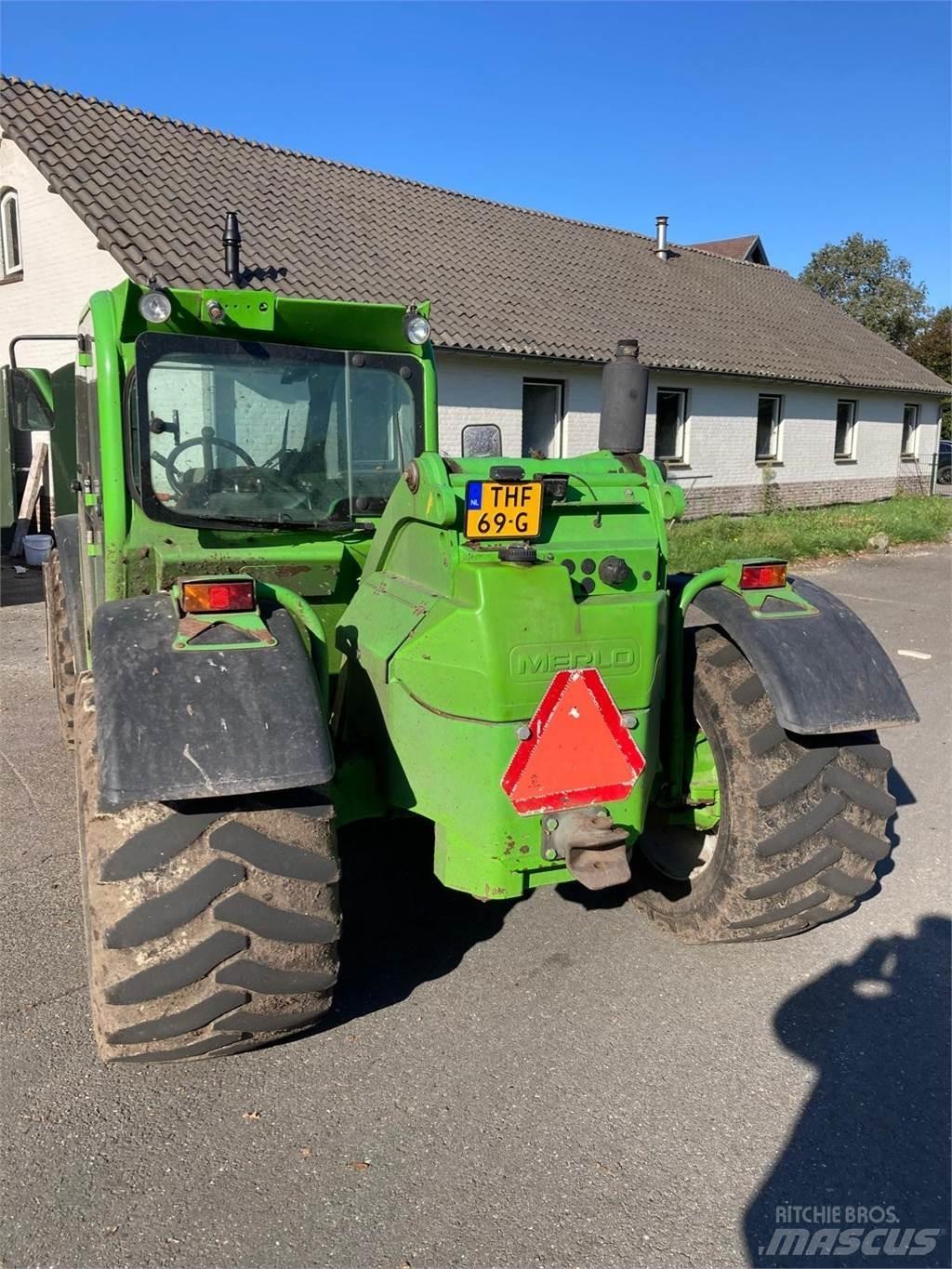 Merlo 32.6 L Plus 農業用テレハンドラー