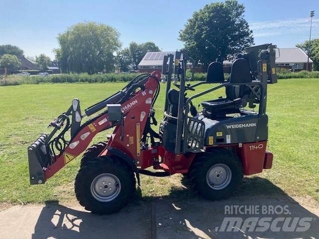 Weidemann 1140 フロントローダーとディガー
