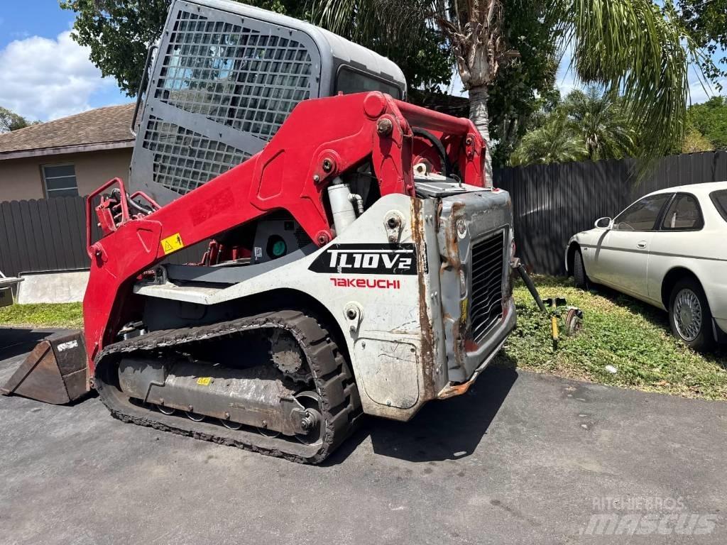 Takeuchi TL10 スキッドステアローダー